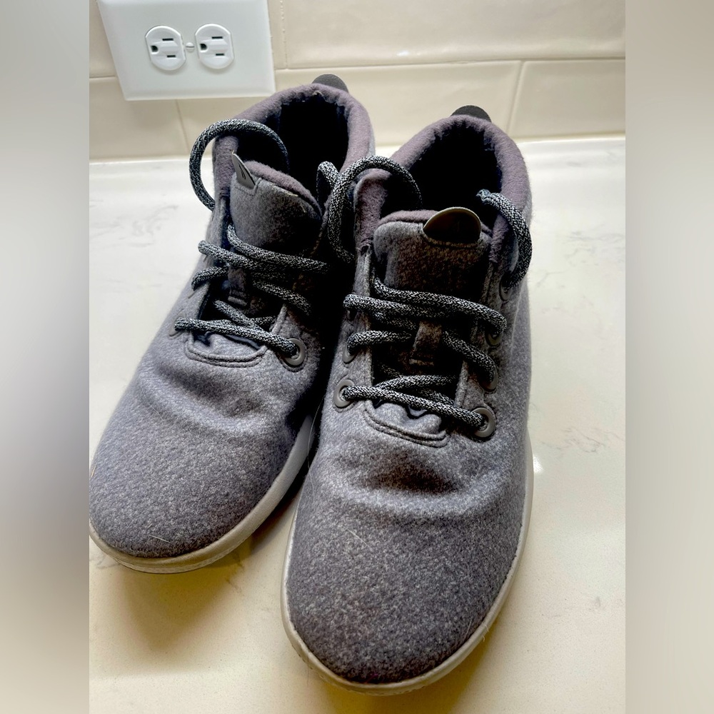 Women’s Allbirds grey wool shoes.